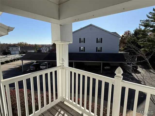 $1,600 | 4333 Arrow Tree Drive, Unit L, St. Louis, MO 63128