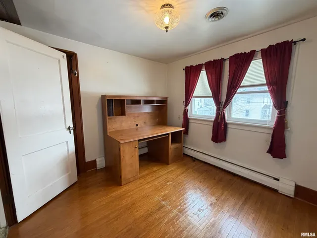 $120,000 | 486 Lombard Street, Galesburg, IL 61401