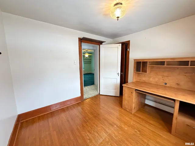 $120,000 | 486 Lombard Street, Galesburg, IL 61401