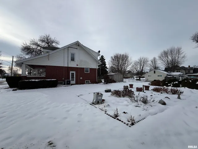 $120,000 | 486 Lombard Street, Galesburg, IL 61401