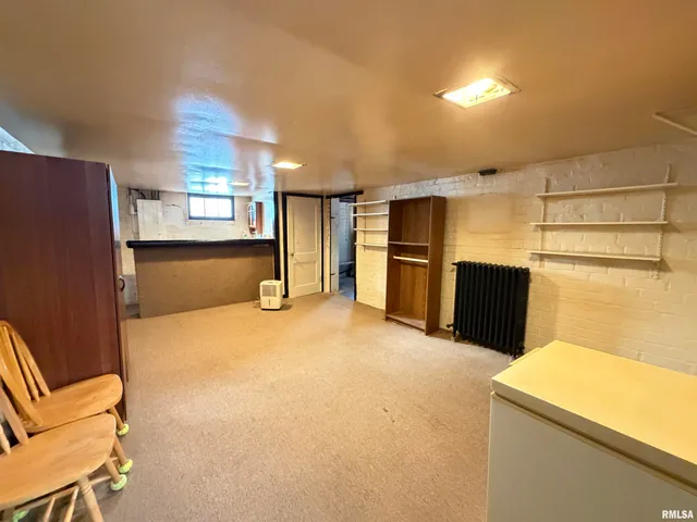 $120,000 | 486 Lombard Street, Galesburg, IL 61401