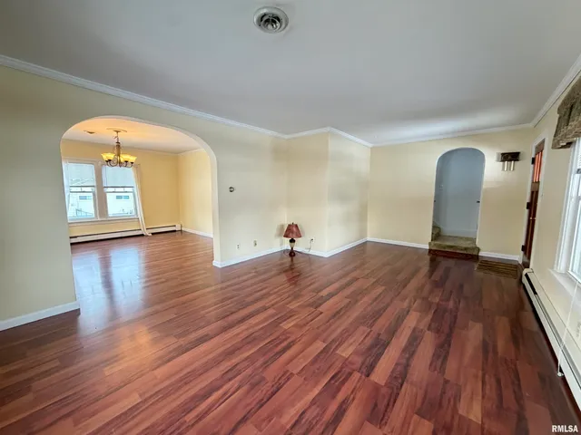 $120,000 | 486 Lombard Street, Galesburg, IL 61401