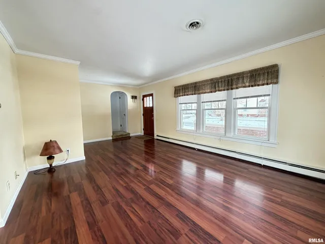 $120,000 | 486 Lombard Street, Galesburg, IL 61401