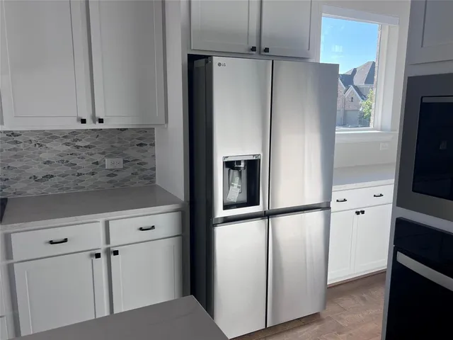 a close up view of washer and dryer