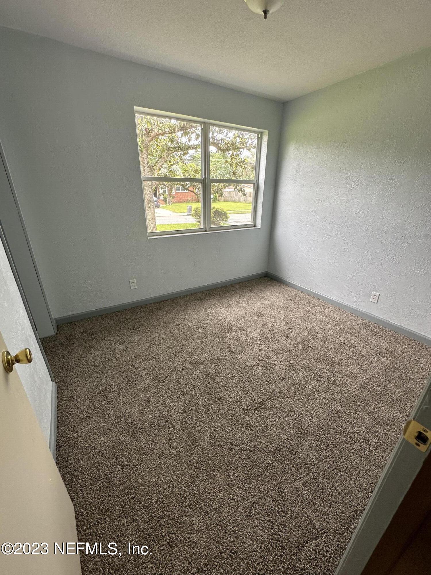2012 E Road Jacksonville, FL 32216 - Photo 17 of 20 IMG_0376