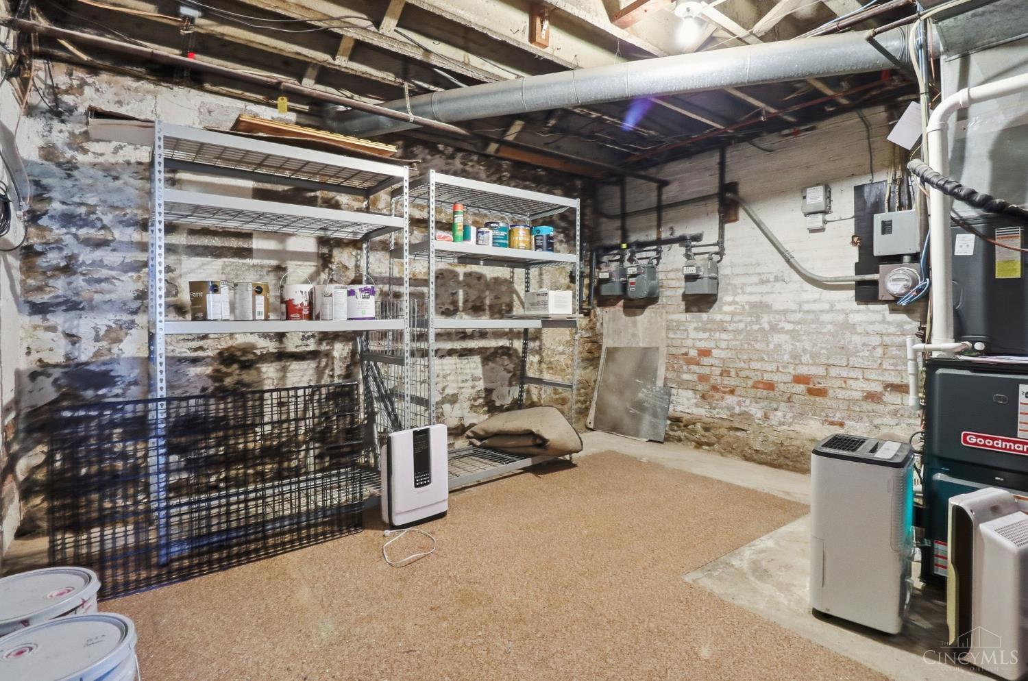 525 Boal Street Cincinnati, OH 45202 - Photo 28 of 40
