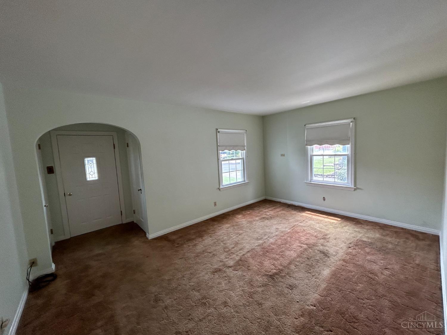7829 Plainfield Road Cincinnati, OH 45236 - Photo 5 of 24