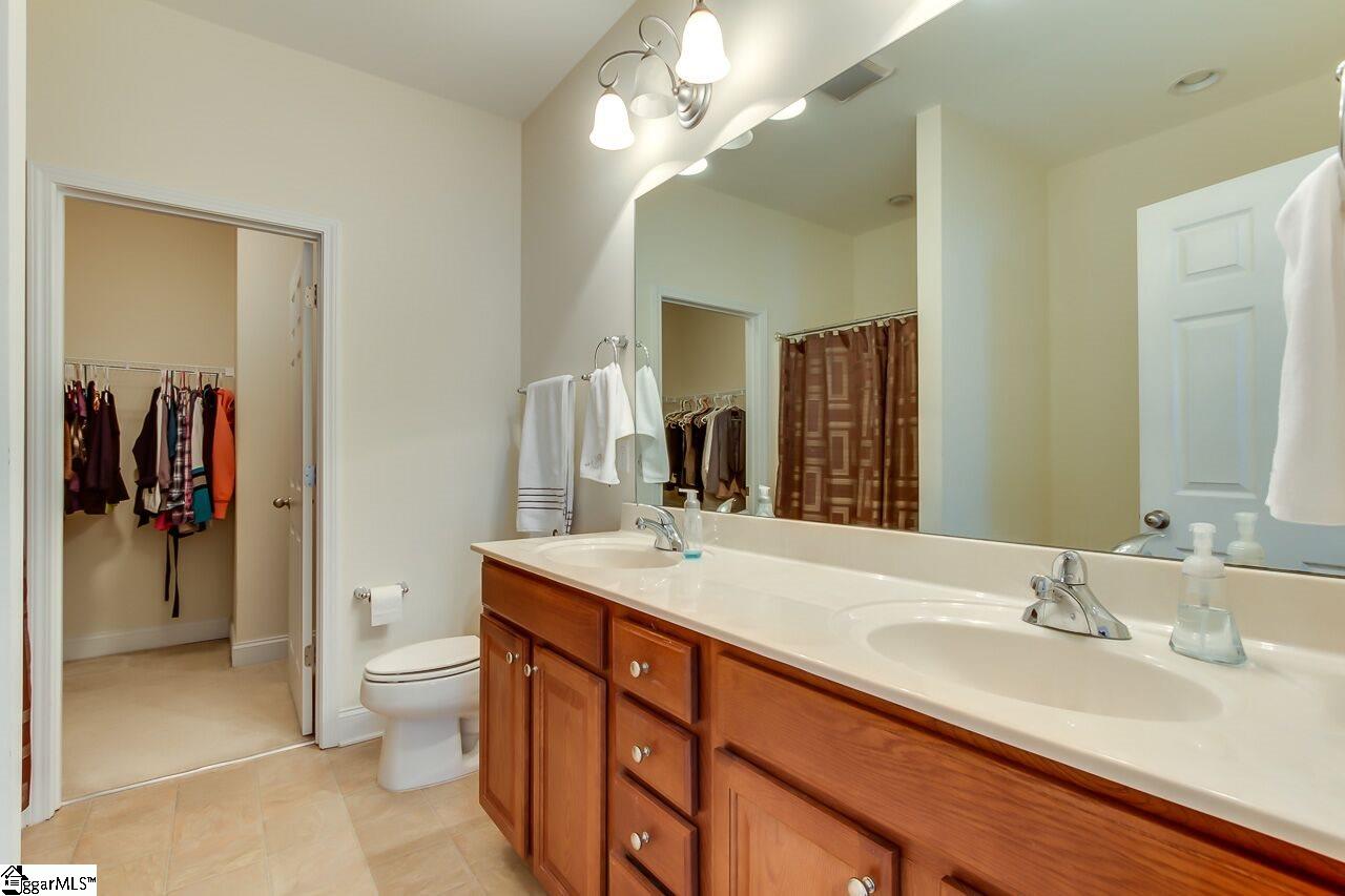 152 Trailside Lane Greenville, SC 29607 - Photo 16 of 26 Gallery Image 16