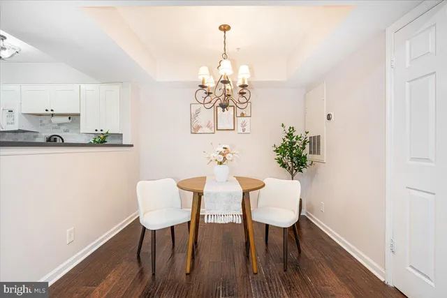 $450,000 | 5804 Inman Park Circle, Unit 340, Rockville, MD 20852