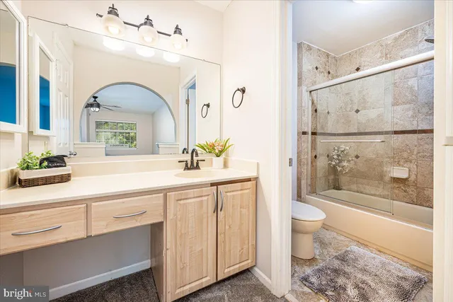 $450,000 | 5804 Inman Park Circle, Unit 340, Rockville, MD 20852