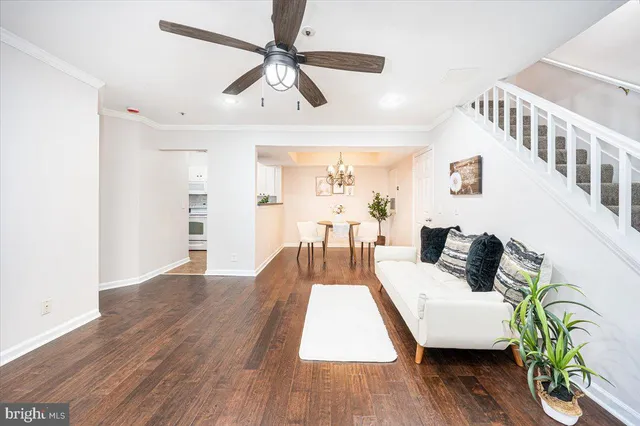 $450,000 | 5804 Inman Park Circle, Unit 340, Rockville, MD 20852