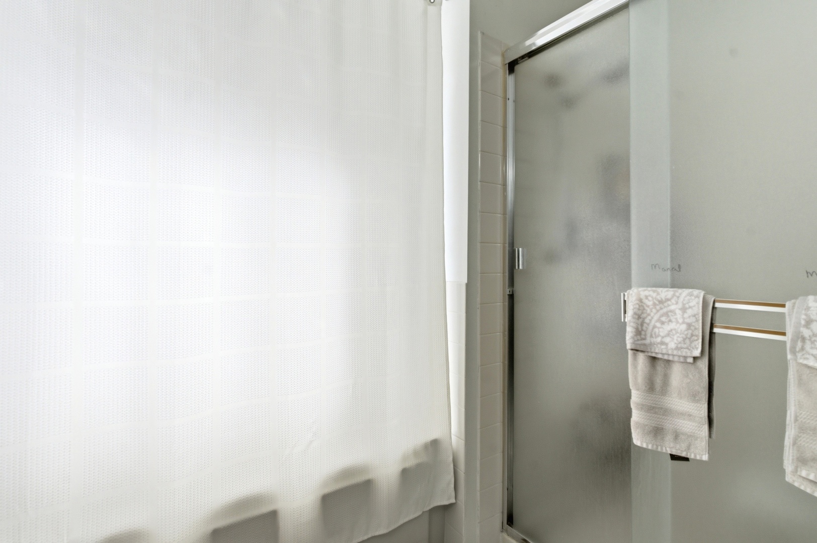 3138 Reflection Drive Naperville, IL 60564 - Photo 16 of 24 a close up of a shower