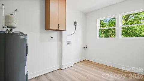 $650,000 | 3320 Winterfield Place, Charlotte, NC 28205