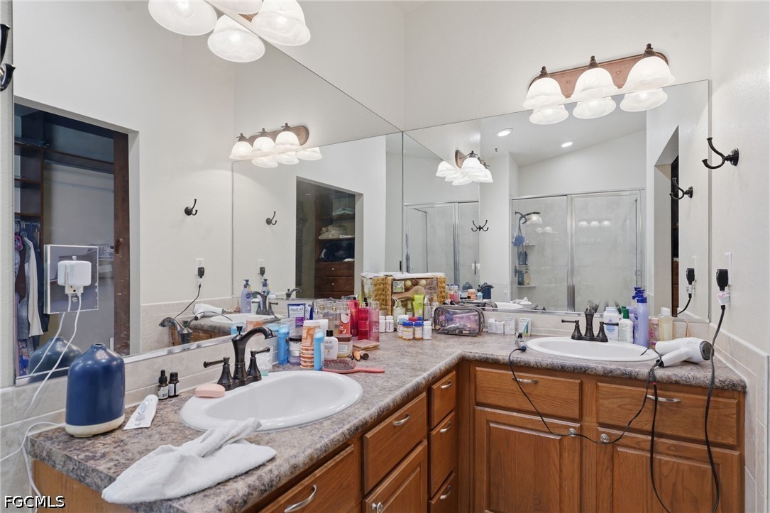640 Clancy Street East Lehigh Acres, FL 33974 - Photo 14 of 25