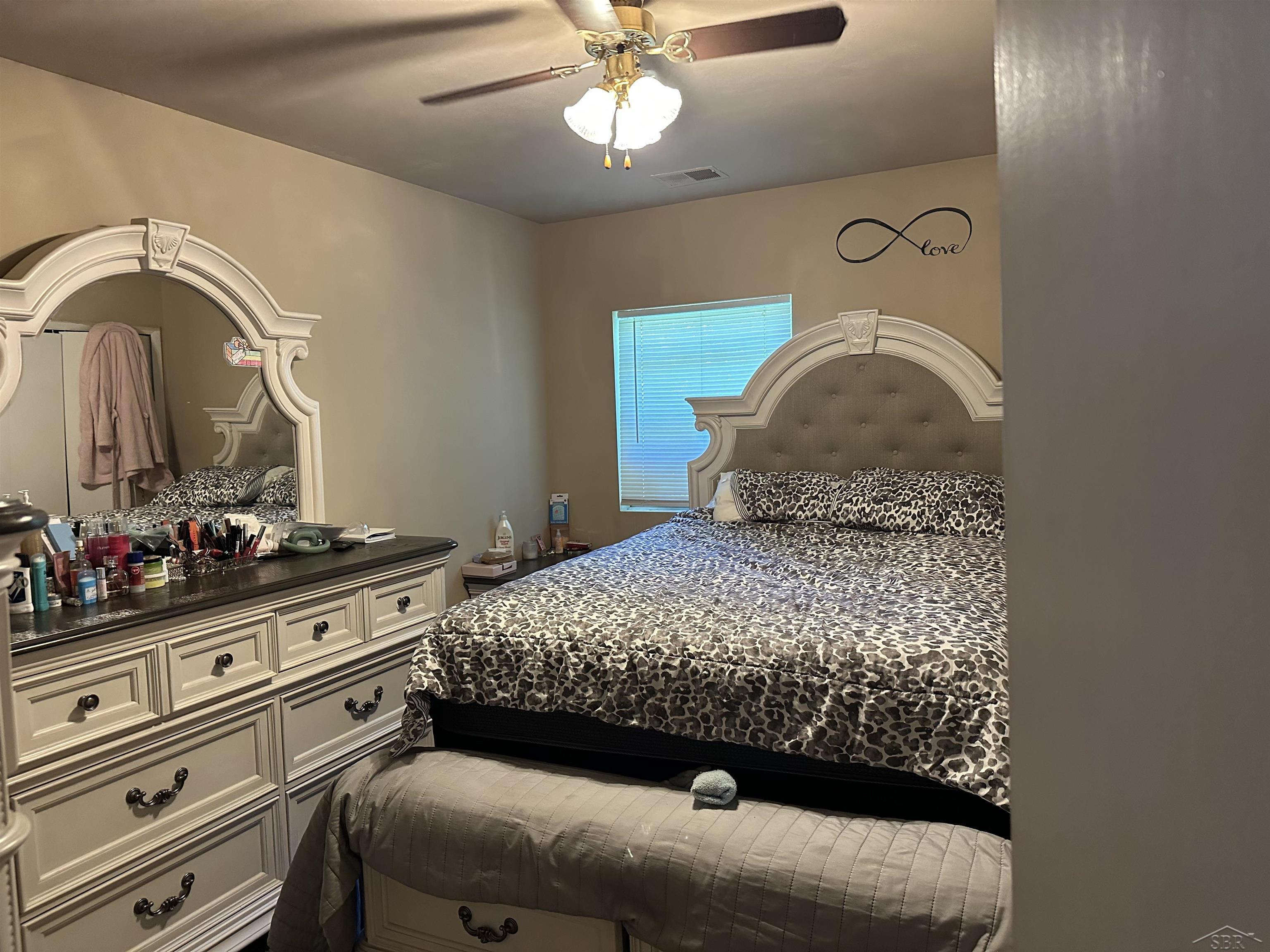 3475 Williamson Road Saginaw, MI 48601 - Photo 12 of 20 50182954-3cdf4d66-d9cd-4a70-8ee0-bcdb12b7f059.JPG