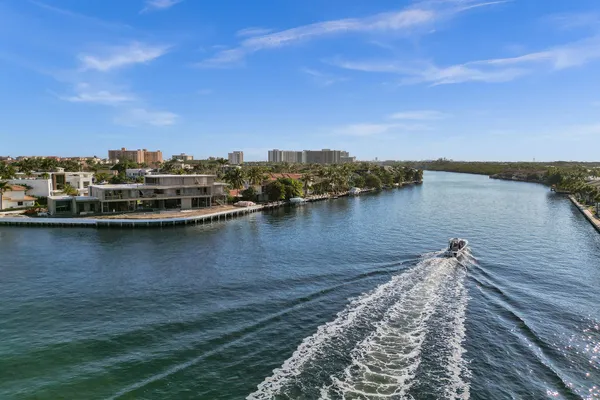 $9,000 | 876 Jeffery Street, Boca Raton, FL 33487