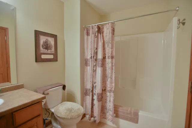 $365,000 | 321 15th Avenue Northwest, Willmar, MN 56201