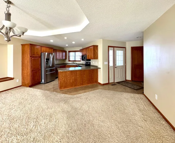 $365,000 | 321 15th Avenue Northwest, Willmar, MN 56201