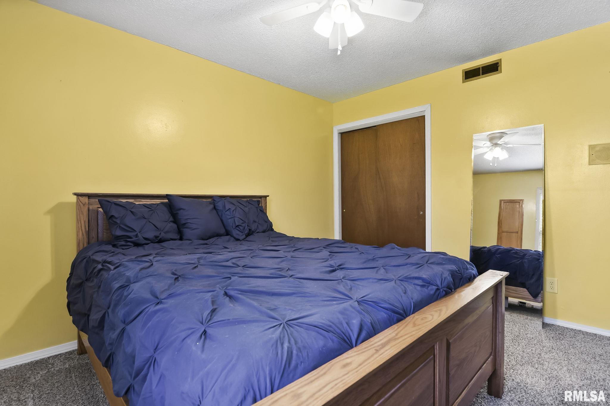 1905 Jeanette Lane Springfield, IL 62702 - Photo 20 of 25 Gallery Image 20