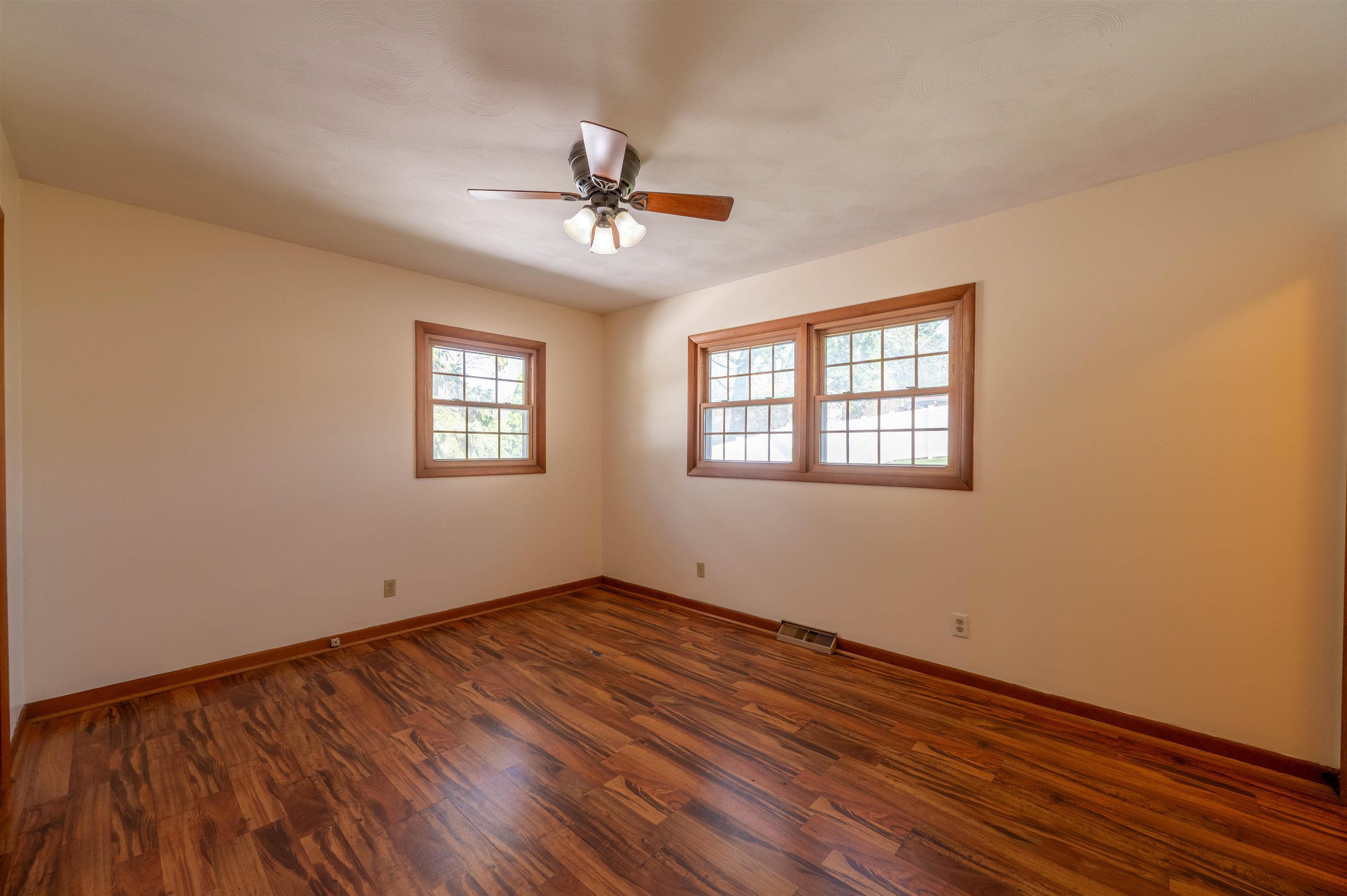1018 Tee Street Dixon, IL 61021 - Photo 14 of 30 Gallery Image 14