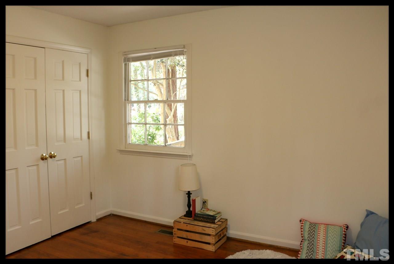 400 Sharon Road Chapel Hill, NC 27517 - Photo 13 of 26