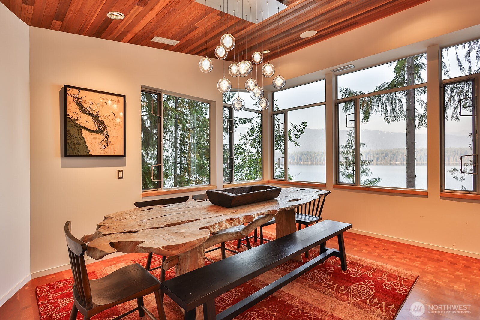 15810 Cedar Brae Road Leavenworth, WA 98826 - Photo 13 of 40 a dining room with furniture and window