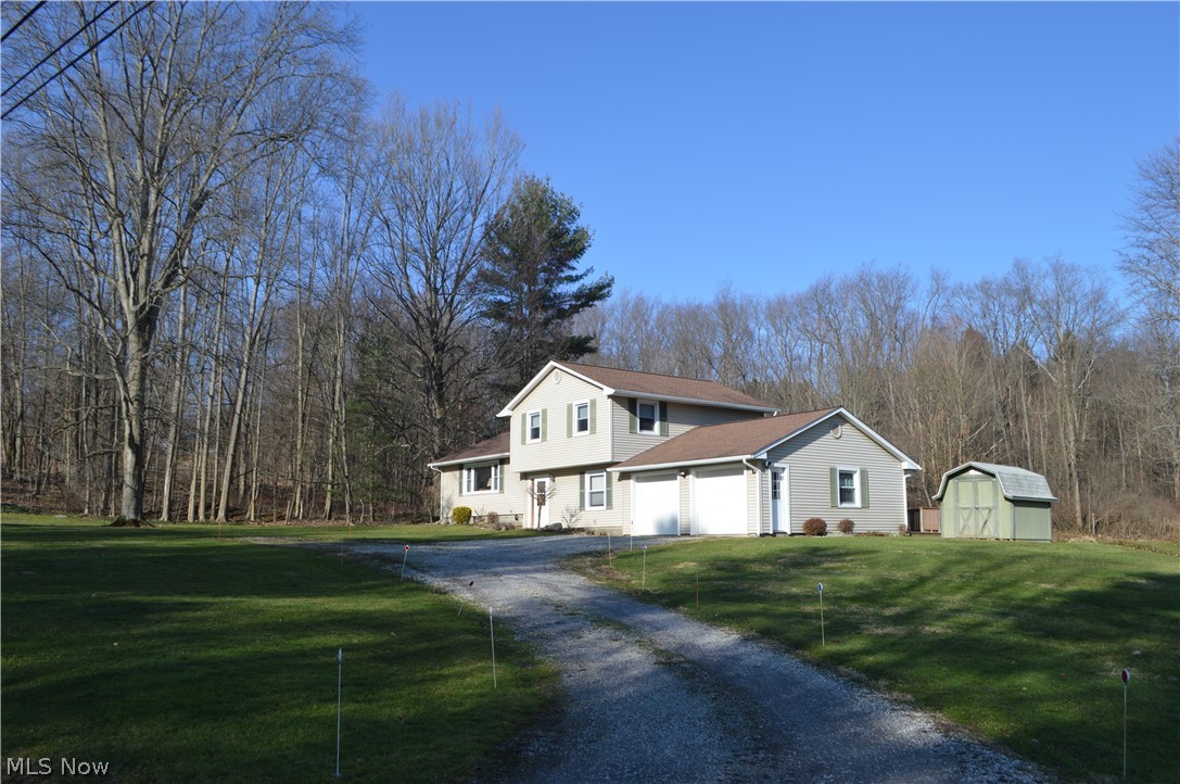 12830 Butternut Road Burton, OH 44021 - Photo 3 of 32