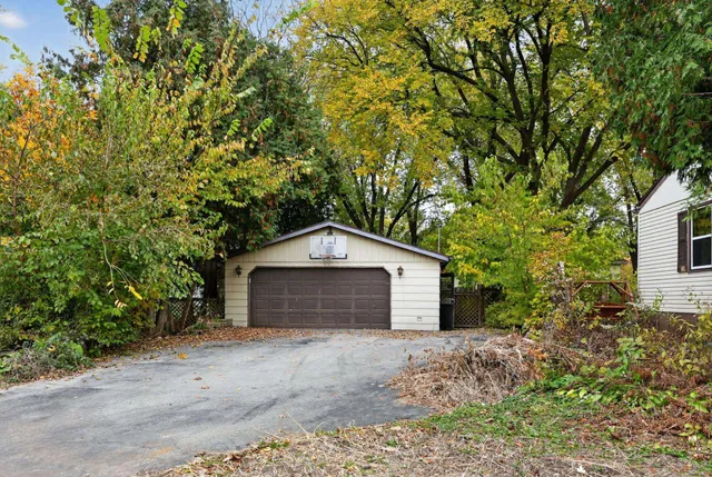 $369,900 | 507 Falcon Circle, Monona, WI 53716