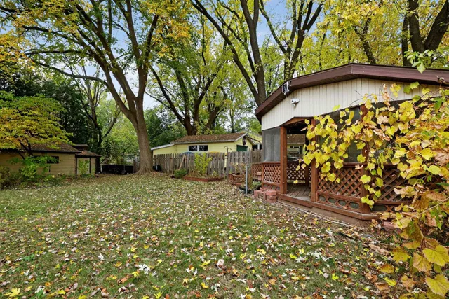 $369,900 | 507 Falcon Circle, Monona, WI 53716