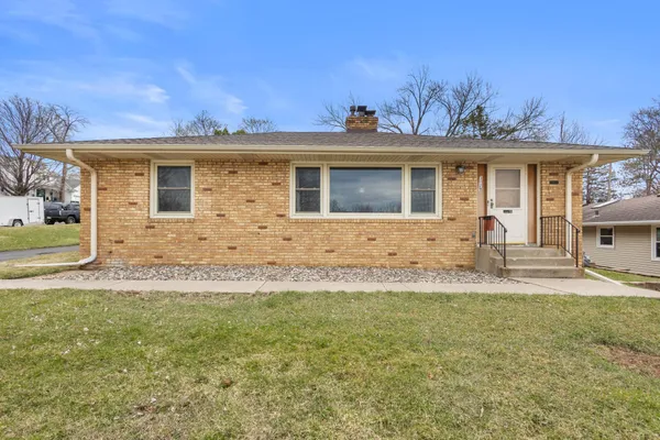 $359,900 | 3029 Silver Lake Road Northeast, St. Anthony, MN 55418