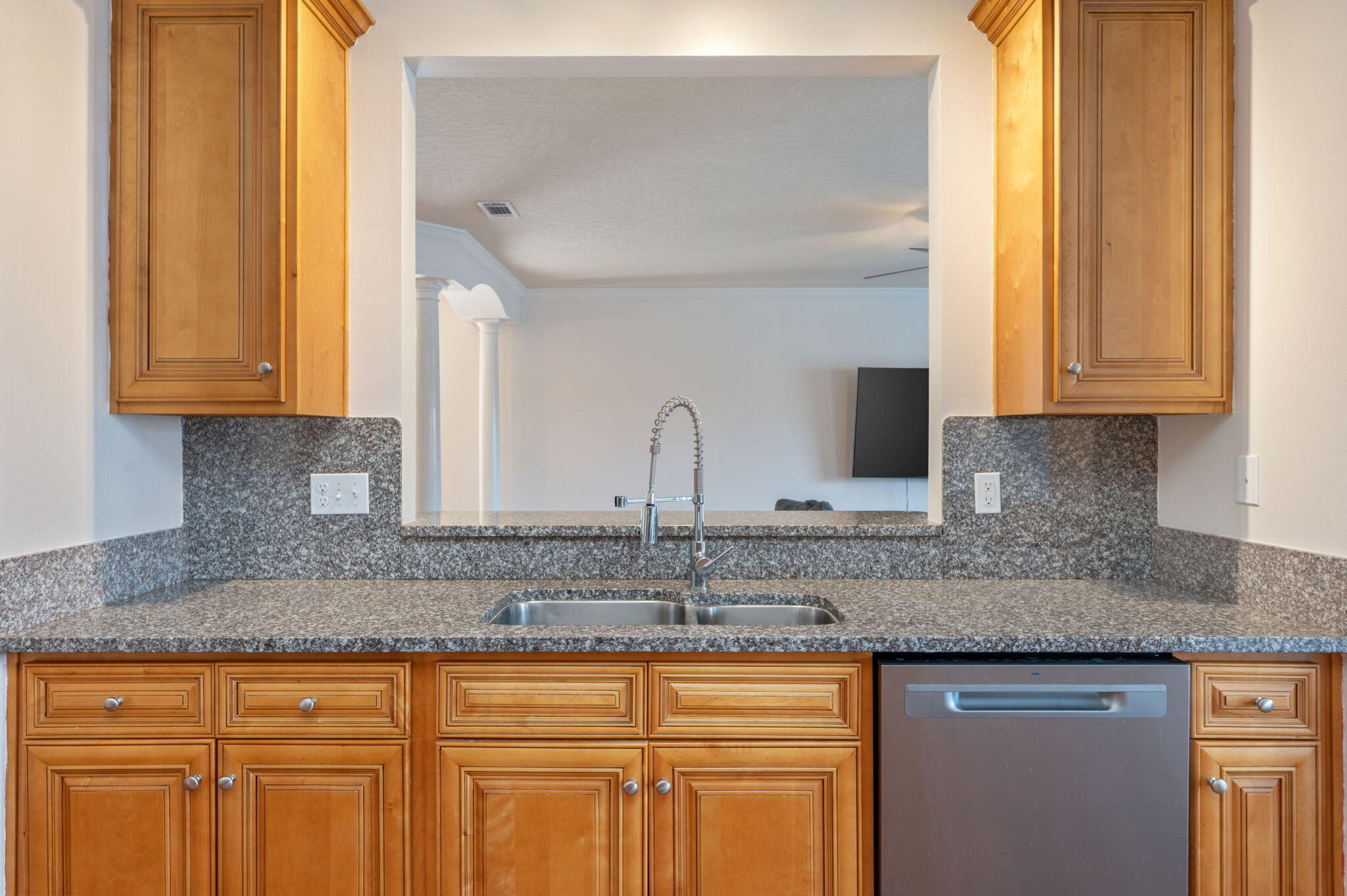 4627 Hermosa Road Crestview, FL 32539 - Photo 17 of 40 a kitchen with stainless steel appliances granite countertop a sink and a granite counter tops