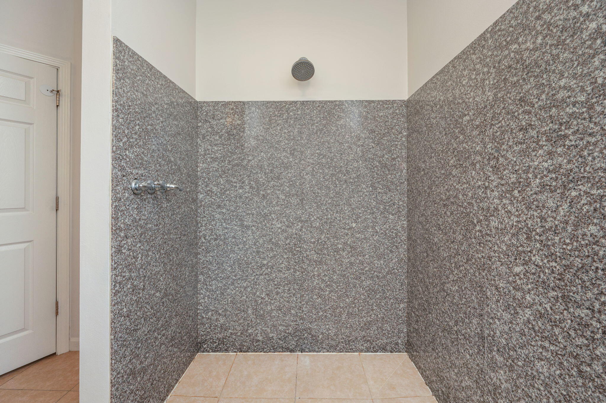 4627 Hermosa Road Crestview, FL 32539 - Photo 24 of 40 a bathroom with a shower