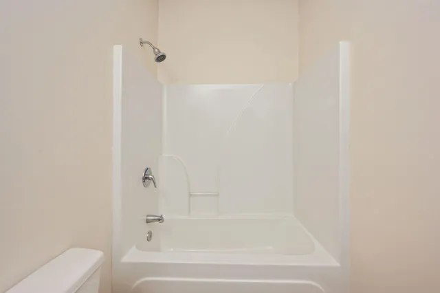 $460,000 | 4627 Hermosa Road, Crestview, FL 32539