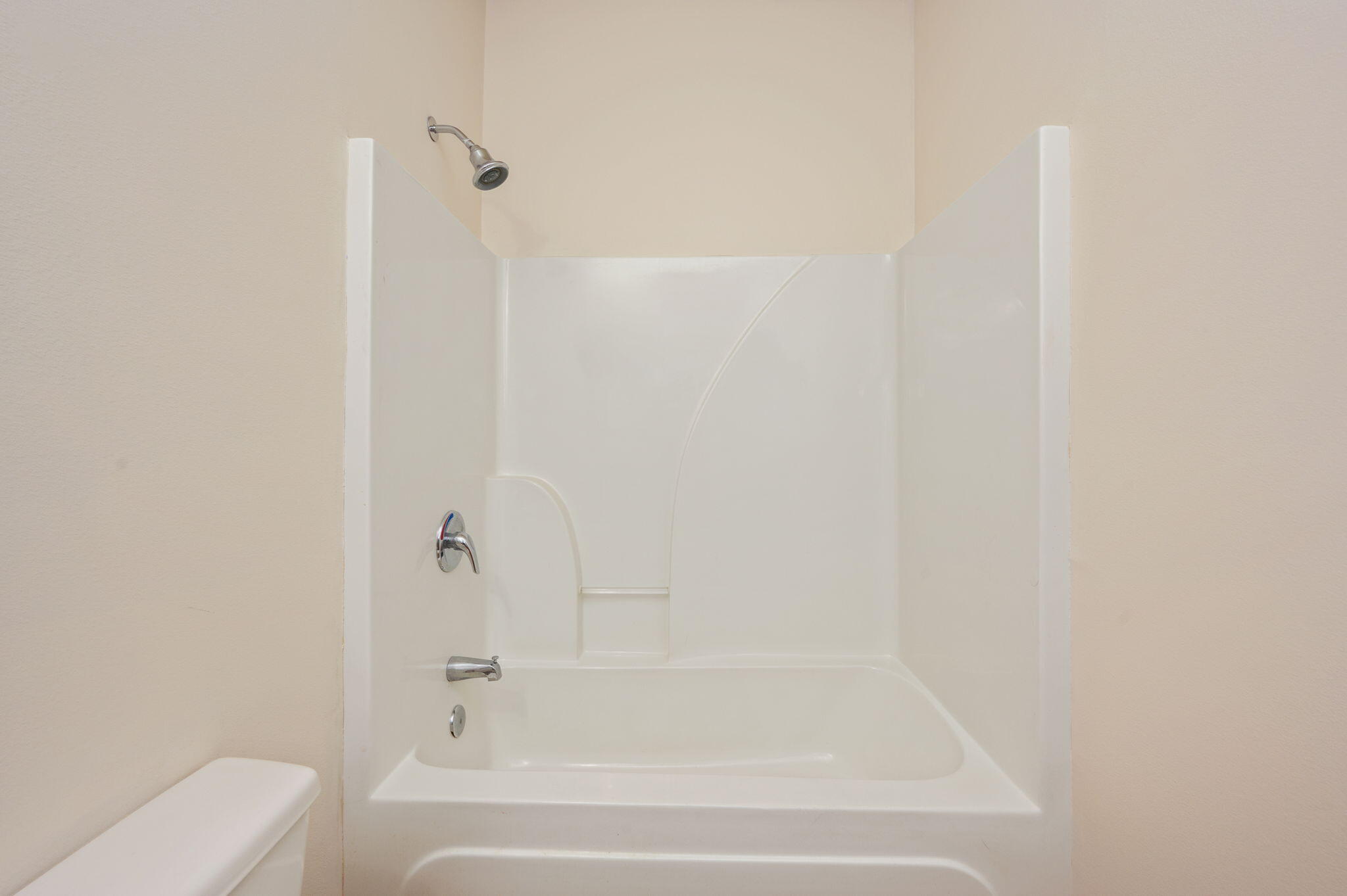 4627 Hermosa Road Crestview, FL 32539 - Photo 27 of 39 GUEST BATH #1