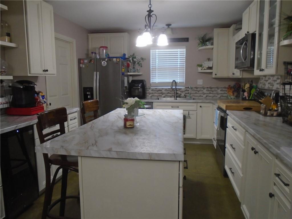 2898 Bluebird Road Odessa, MO 64076 - Photo 15 of 21