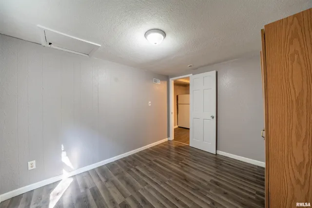 $55,000 | 4012 North Boulevard Avenue, Peoria Heights, IL 61616