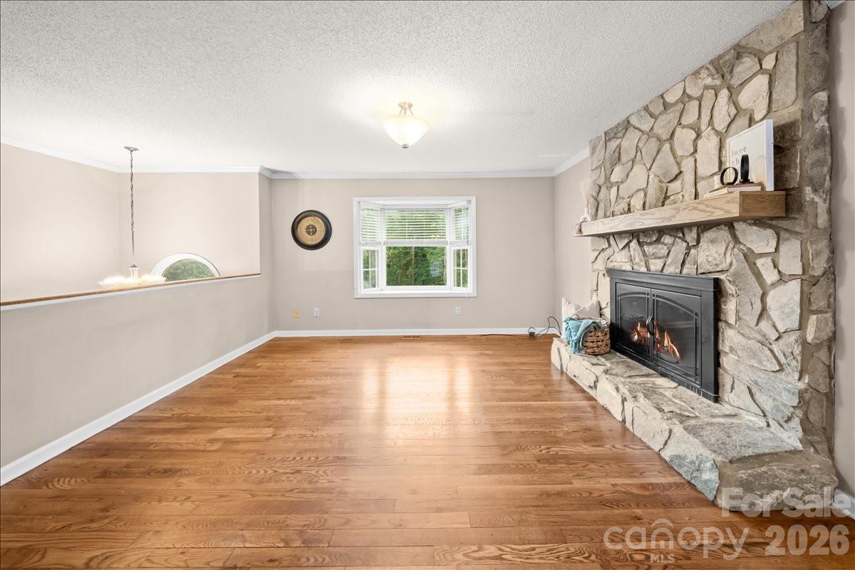 4690 Celia Creek Road Lenoir, NC 28645 - Photo 8 of 32