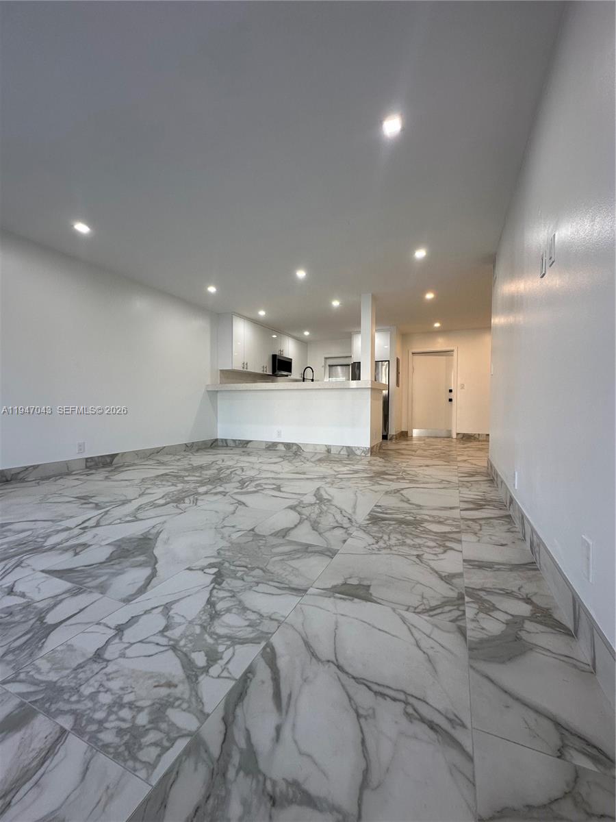 4100 North 58th Avenue, Unit 211 Hollywood, FL 33021 - Photo 17 of 47