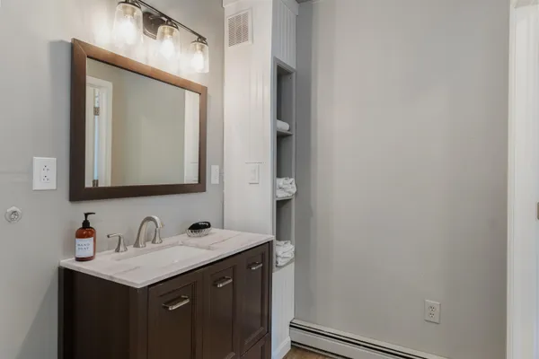 $775,000 | 7137 Highway 4, Bridgewater, VT 05034