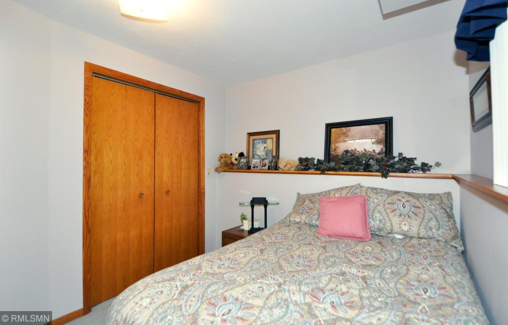 904 25th Street Southeast Rochester, MN 55904 - Photo 17 of 24 Gallery Image 17