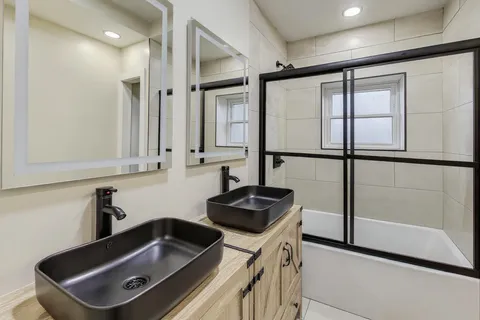 $575,000 | 1337 South Austin Boulevard, Cicero, IL 60804