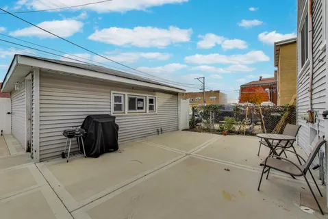 $575,000 | 1337 South Austin Boulevard, Cicero, IL 60804