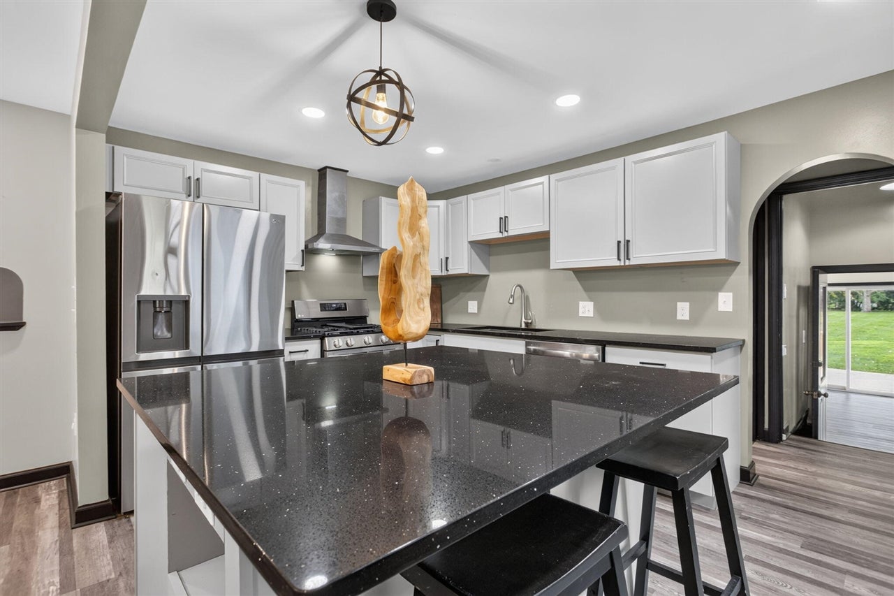 5006 South Jackson Road Jackson, MI 49201 - Photo 11 of 49 Gallery Image 11