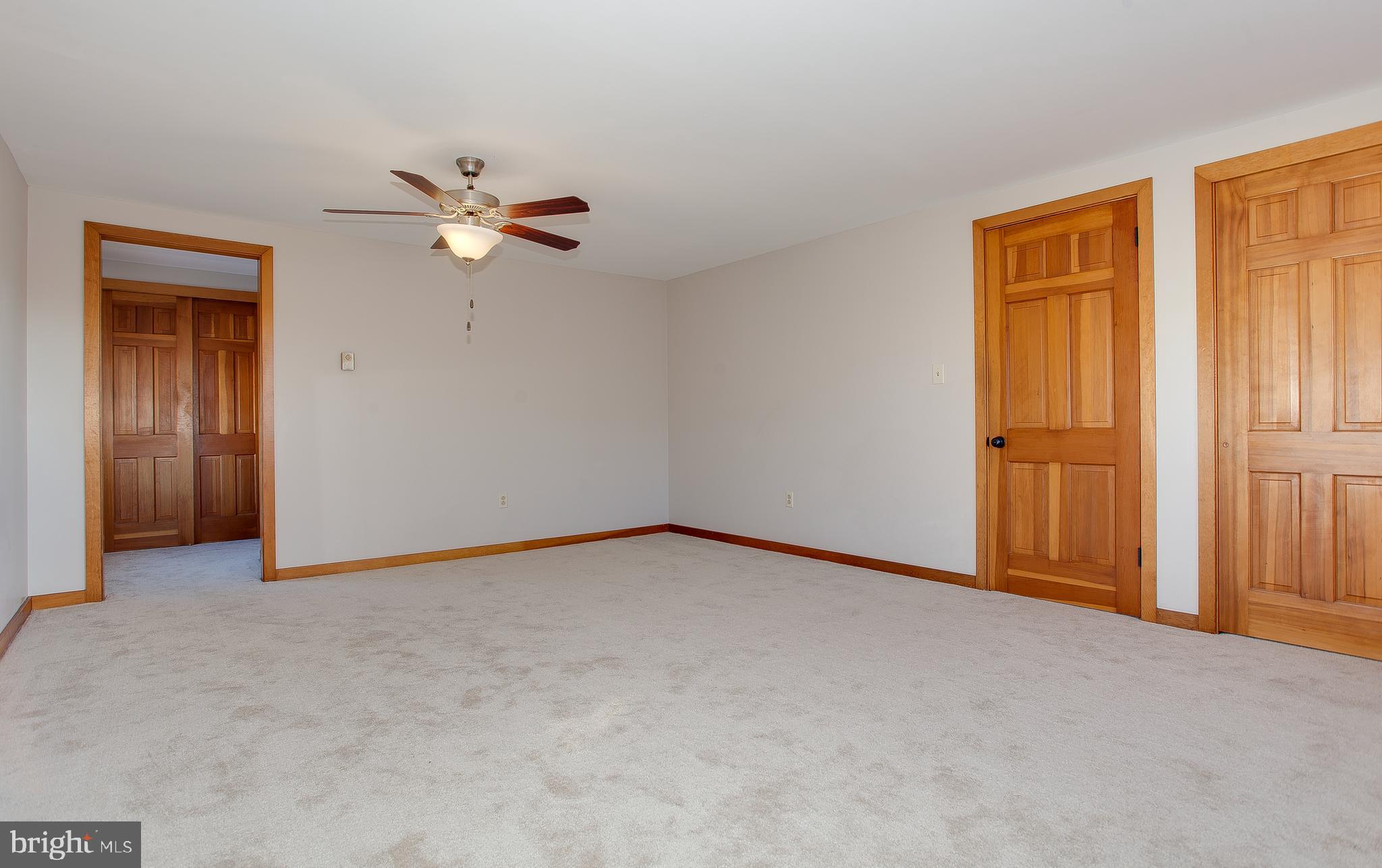 2216 Dover Road Harrisburg, PA 17110 - Photo 16 of 28 Gallery Image 16