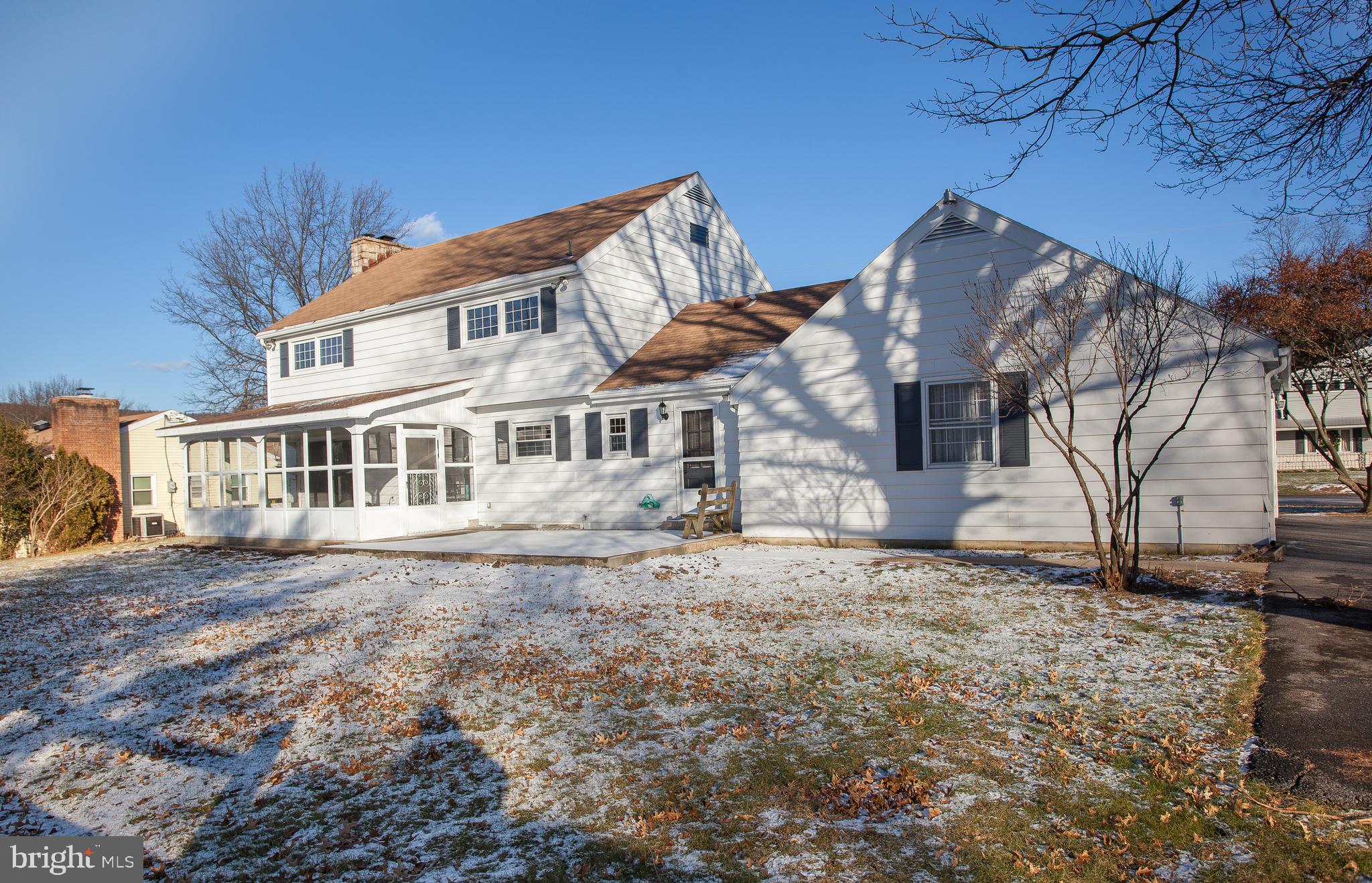 2216 Dover Road Harrisburg, PA 17110 - Photo 24 of 28 Gallery Image 24