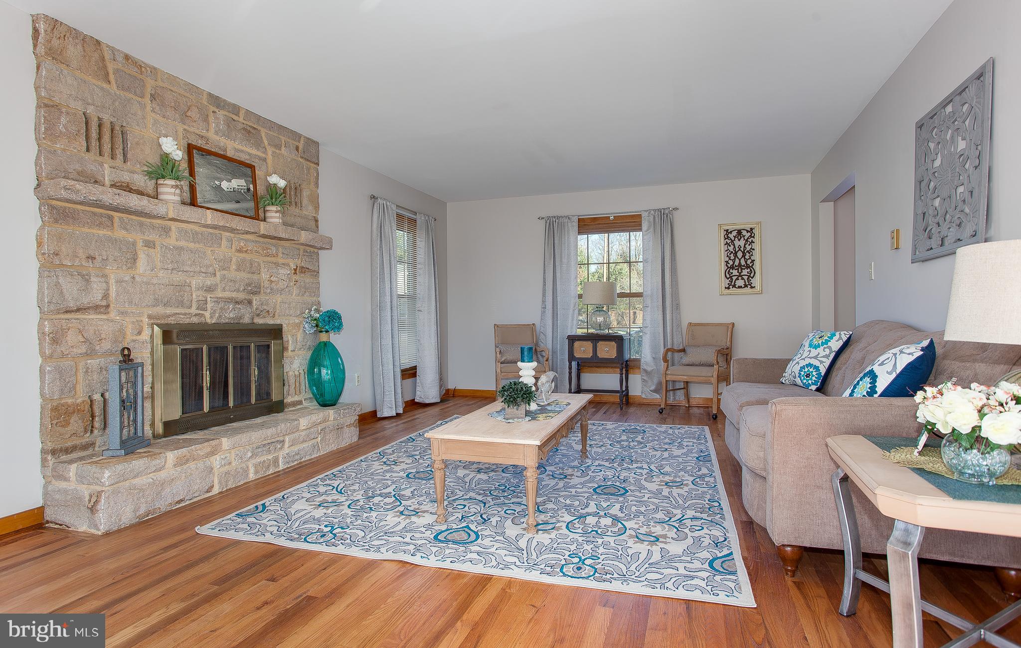 2216 Dover Road Harrisburg, PA 17110 - Photo 4 of 28 Gallery Image 4