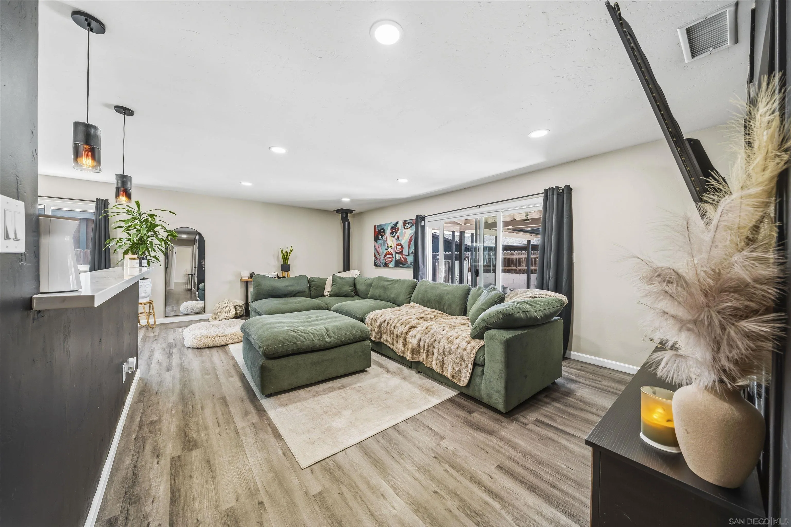1412 Cornwall Street Spring Valley, CA 91977 - Photo 4 of 43