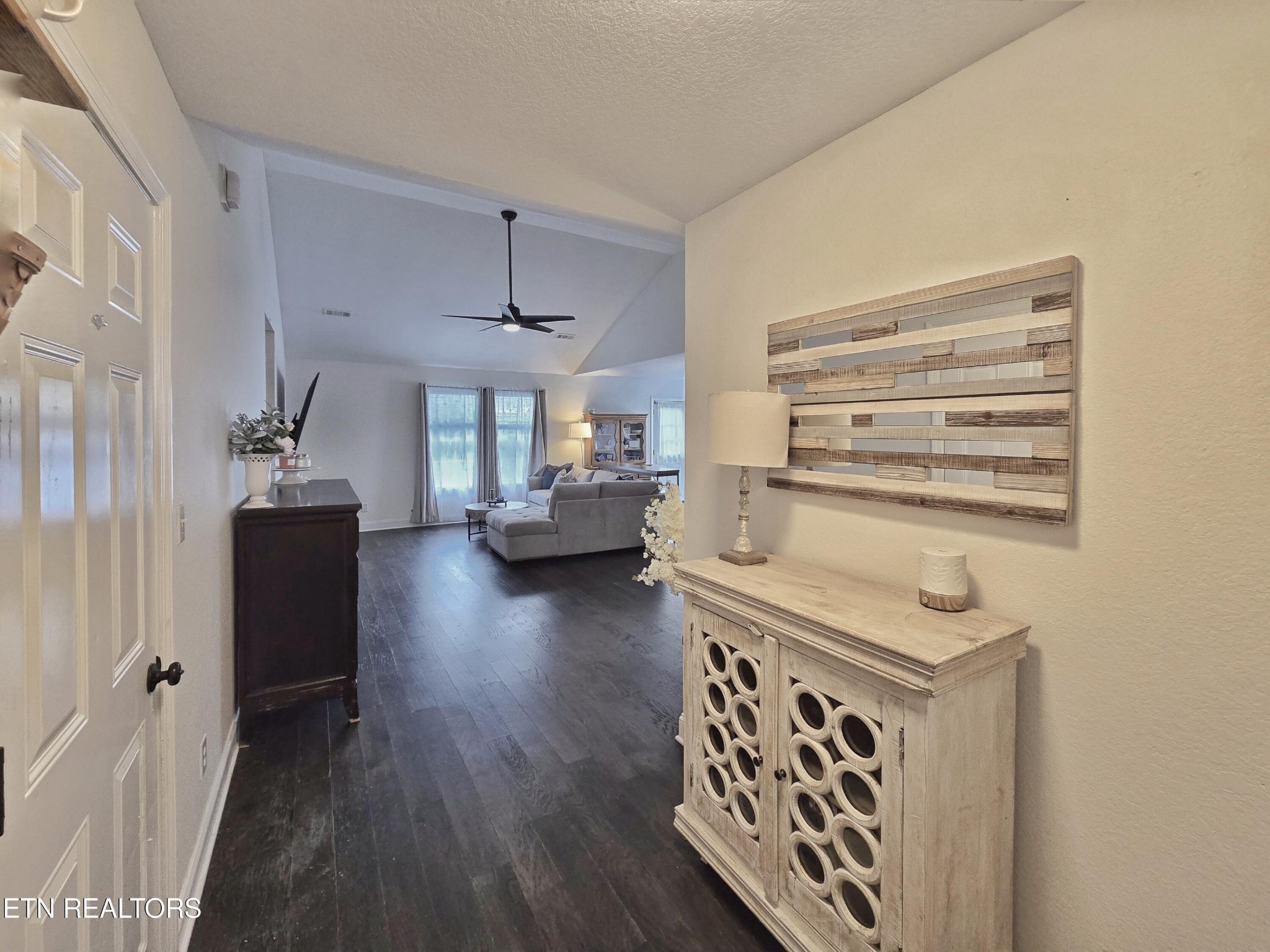 181 Sunset Road Clinton, TN 37716 - Photo 3 of 42 a view of kitchen and utility room