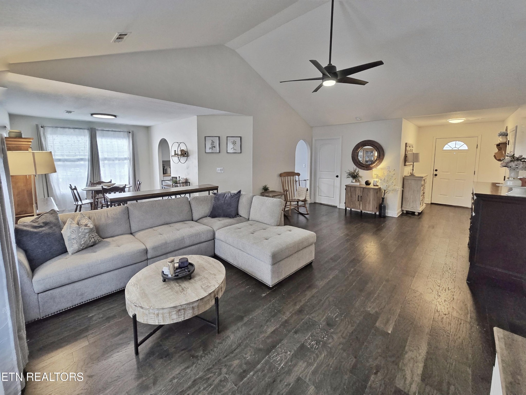 181 Sunset Road Clinton, TN 37716 - Photo 4 of 42 a living room with furniture and a large window