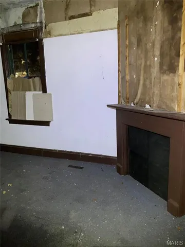 $18,000 | 2205 Grand Avenue, Granite City, IL 62040